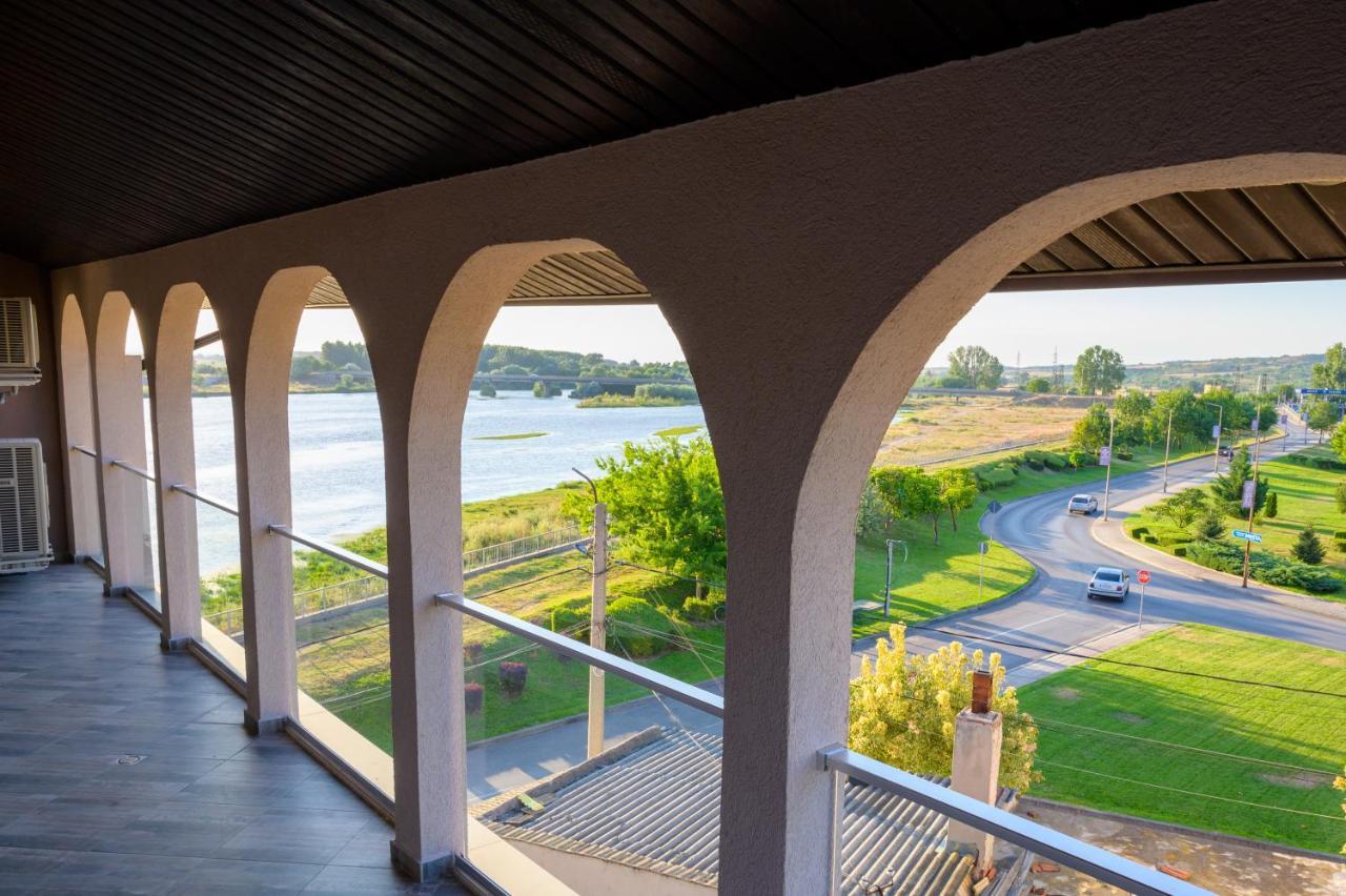Del Ponte Hotel Svilengrad Bagian luar foto